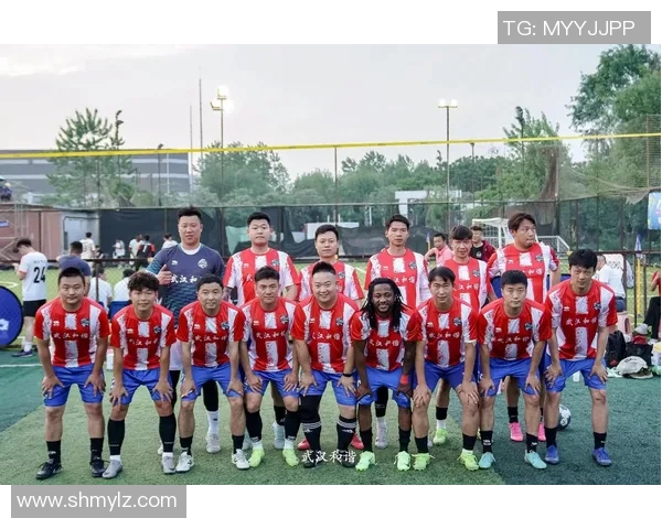 武汉足球队的崛起与发展：聚焦意识形态与文化认同的探讨