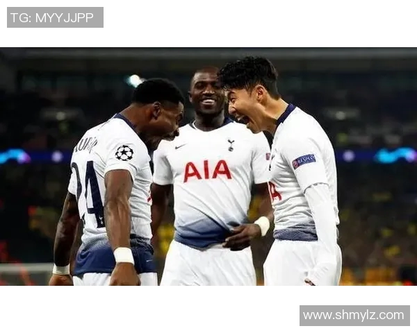 足球明星太太怀孕视频曝光幸福瞬间引发网友热议与祝福 足球明星太太怀孕视频曝光幸福瞬间引发网友热议与祝福